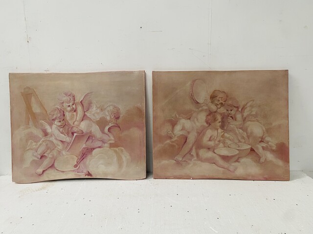 paire de peintures décorative à décor de putti . XIX siècle .