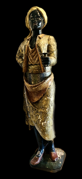 porte torchère nubien fin XIX siècle bois sculpté polychrome et or . XX siècle.