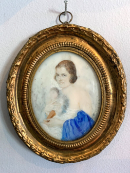 Portrait en miniature d'une jeune femme XX siècle