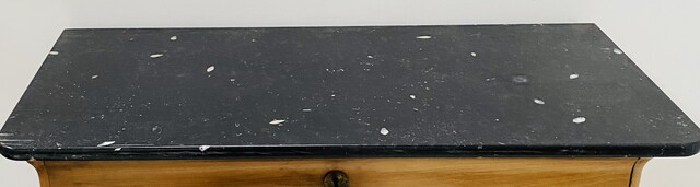 secrétaire Louis Philippe en merisier massif dessus marbre noir . XIX siècle.
