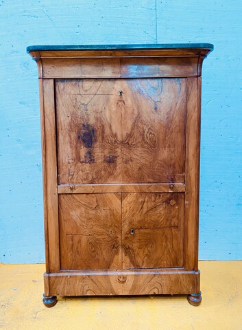 secrétaire Louis Philippe en noyer Ronse de noyer dessus marbre . XIX siècle.