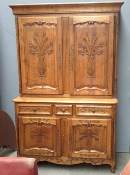 sideboard walnut 20th century