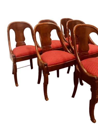 six chaises gondole en acajou placage acajou assise galette tissus . XX siècle .