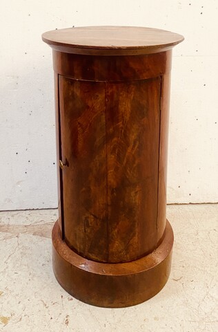 somno ou chevet cylindre époque Napoléon III en placage d'acajou . XIX siècle .