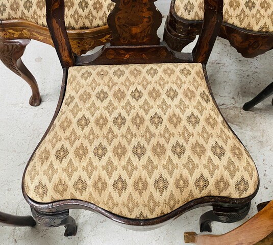 suite de huit chaises en bois marqueté de masques oiseaux vases . XIX siècle .