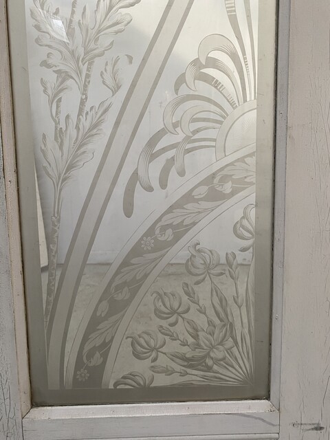 suite de portes art nouveaux de séparations  gravées thème décor florales