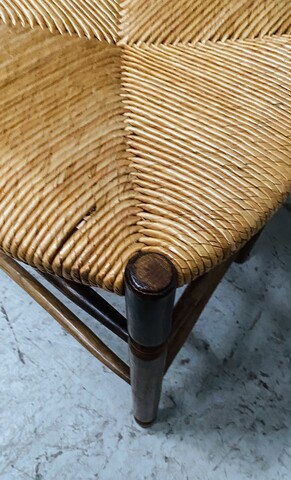 suite de six chaises assises paille en bois teinté merisier . XX siècle .