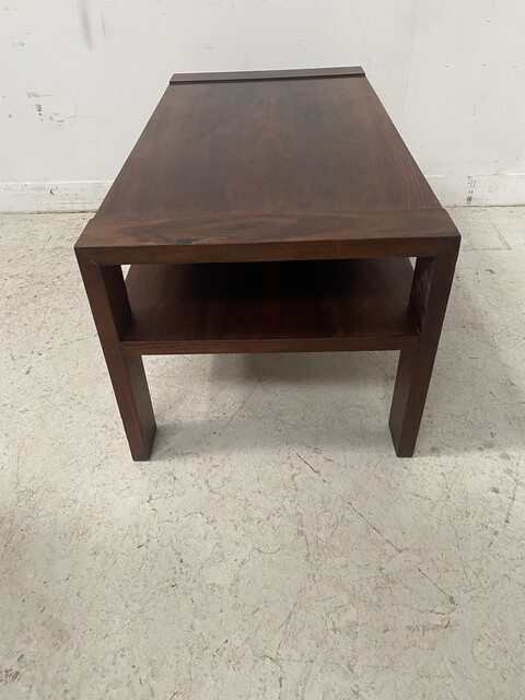 table basse architecturale époque art déco en placage d'acajou . XX siècle .