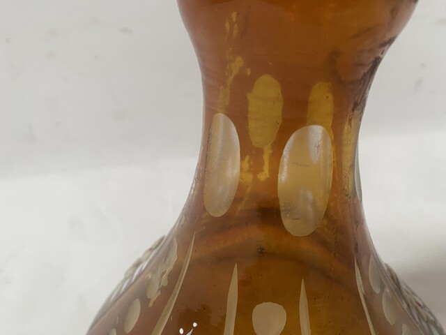 vase art déco en verre brin à ,décor floral emmaillé . XX siècle .