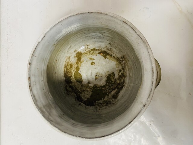 vase en céramique signé Albert Thiry Vallauris . XX siècle .